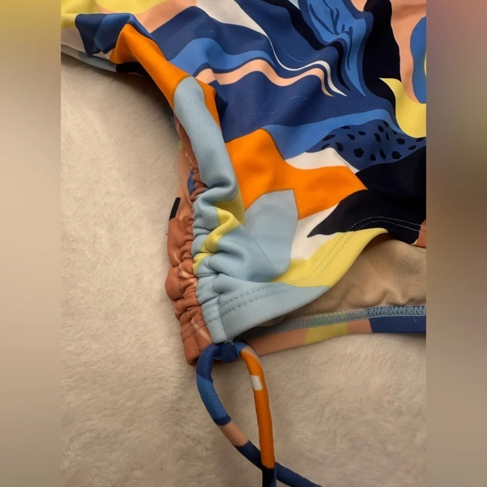 Kona Sol Multicolor Leave Abstract Hawaii Vacation Swimsuit Women’s M (8-10)